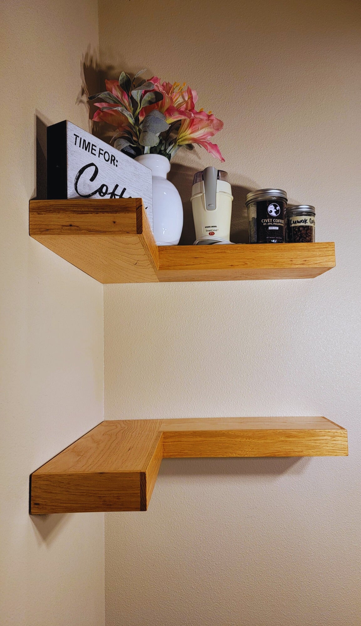 Floating Corner Self